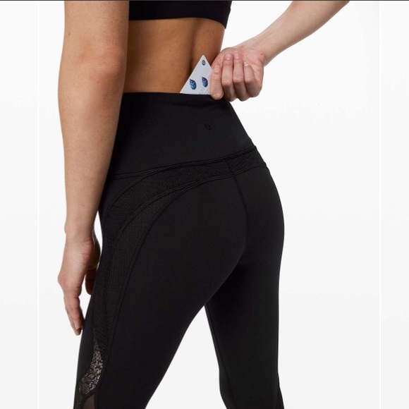 RARE▪️Lululemon▪️Wunder Under Hi-Rise Crop *Lace* - Picture 3 of 10